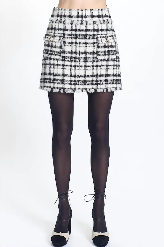 Classic Style Ruby Mini Skirt In Black/ivory