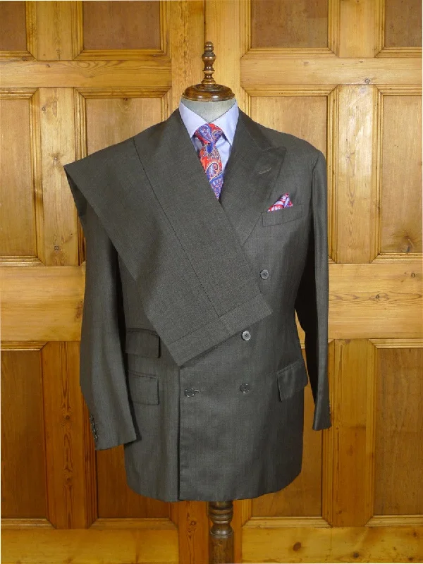 Lace Design 24/1175 anderson & sheppard 1994 savile row bespoke grey worsted d/b suit w/ gauntlet cuff 44-45 regular to long