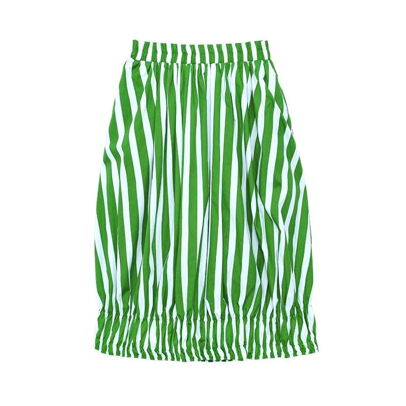 Green-Skirt