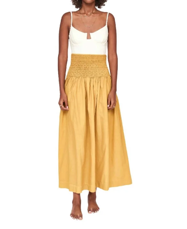 Minimal Classic Savannah Smocked Skirt In Gilded