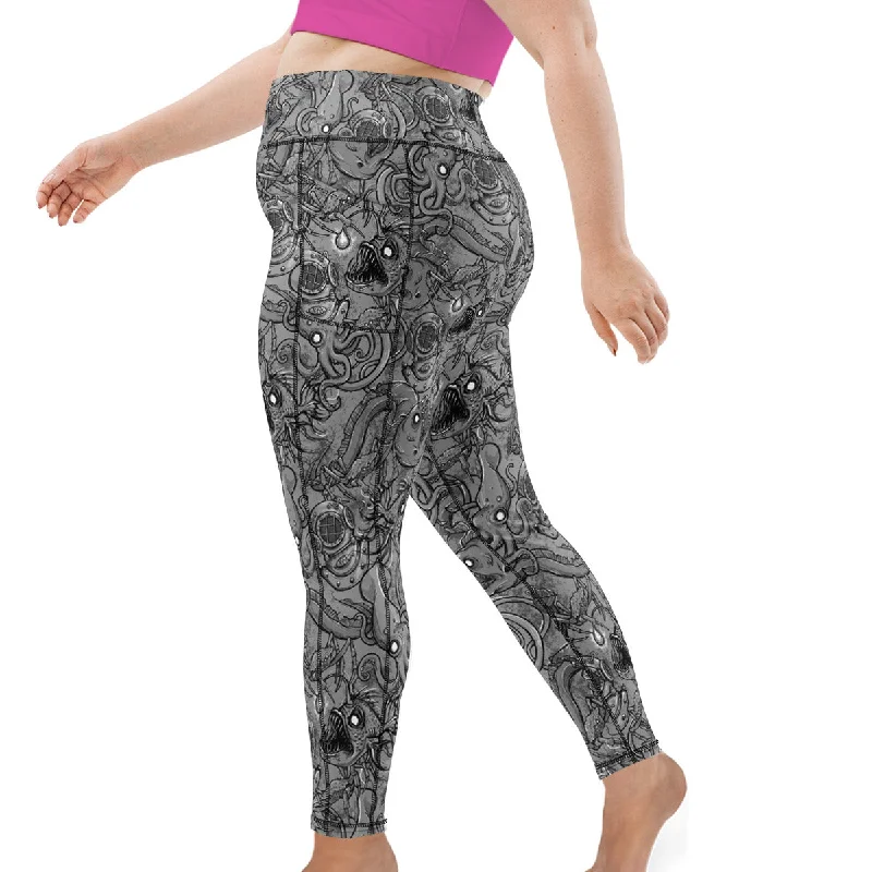 Minimal Classic Plus Size Eco-Friendly Deep Sea Leggings