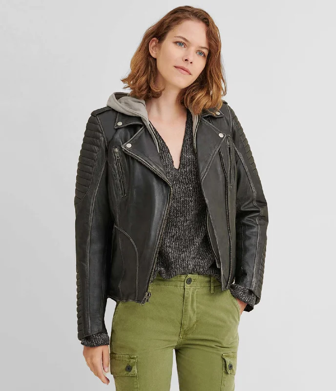 Versatile Itinerary Performance Rider Quilted Shoulder Leather Moto Jacket