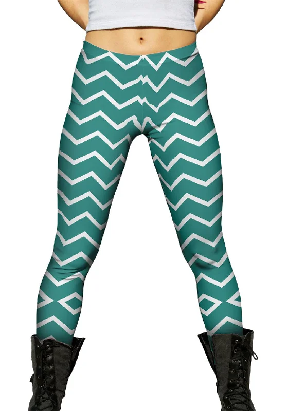 Advanced Design Chevron Turquoise White Reversed