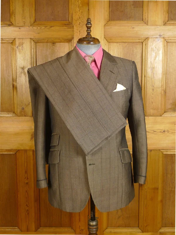 Fashion Must-have 24/1112 wonderful 1974 vintage cyril a castle savile row conduit st brown wp check mohair suit w/ paisley linings 43 short to regular